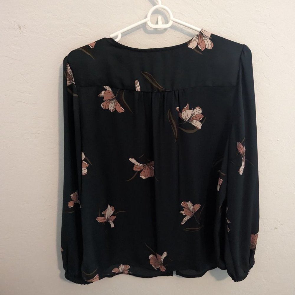 Ava & Viv Green Floral Blouse - Picture 6 of 8